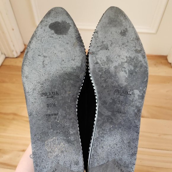 Prada - Blakc velvet Round-Toe Loafers - Picture 6 of 6